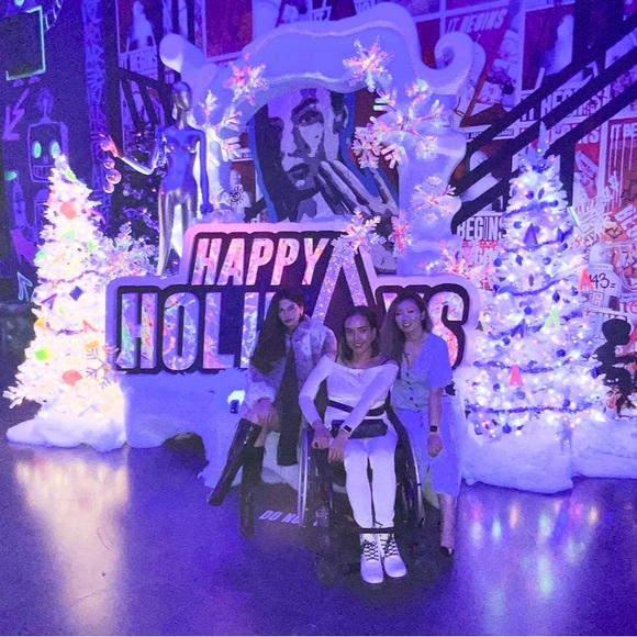 Meet your Posher, Jenn - Picture 5 of 10